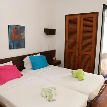 Villa Jacaranda - 550M From The Beach - Free Wifi - By Bedzy Albufeira Exterior photo